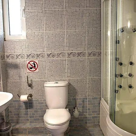 Eden Hotel 3*
